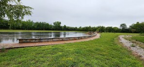 Property grounds - Guest Suite in Cowan with private entrance: 10 min to University of the South (Cowan)