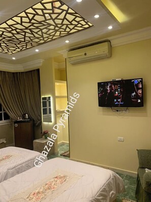 ملاءات من القطن المصري وأغطية فراش متميزة وألحفة محشوة بالريش