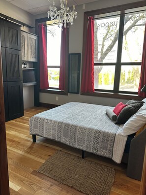 2 室のベッドルーム、WiFi、ベッドシーツ