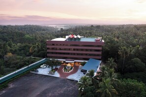 Exterior - Magnet Hotel (Kannur)