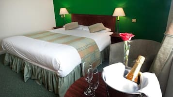 ห้องดับเบิล | เตารีด/โต๊ะรีดผ้า, Wi-Fi ฟรี, ผ้าปูที่นอน