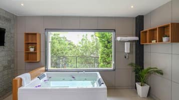 Premium Double Room, Balcony, Mountain View | Bathroom | Hair dryer, bathrobes, towels, soap