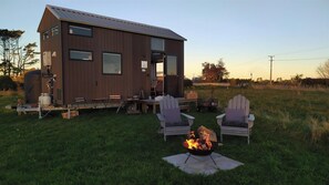 Property grounds - Taranaki Creekside TUI by Tiny Away (Midhirst)