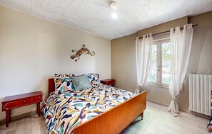 3 bedrooms, free WiFi, bed sheets - Beautiful home in Le Faouët with WiFi (Le Faouët)