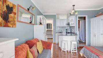 1 chambre, Wi-Fi gratuit, draps fournis