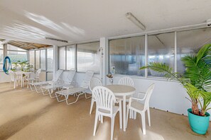 Dining - Oceanfront Top-Floor 3BR with Balcony, Pool & Stunning Cherry Grove Views (North Myrtle Beach)