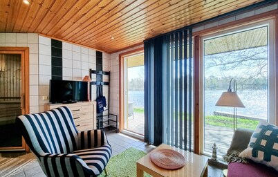 Awesome home in Gällstad with sauna