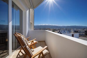 Property grounds - Purple Apartment Chania (Chania)