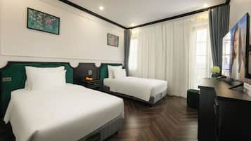 1 bedroom, minibar, individually decorated, individually furnished