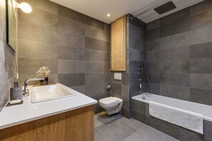 Hair dryer, towels