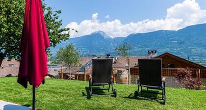 Apartment 'Pinot Grigio' with Mountain View, Private Terrace and Wi-Fi