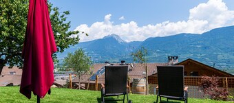 Apartment 'Pinot Grigio' with Mountain View, Private Terrace and Wi-Fi