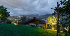 Property grounds - Apartment 'Pinot Grigio' with Mountain View, Private Terrace and Wi-Fi (Marling)