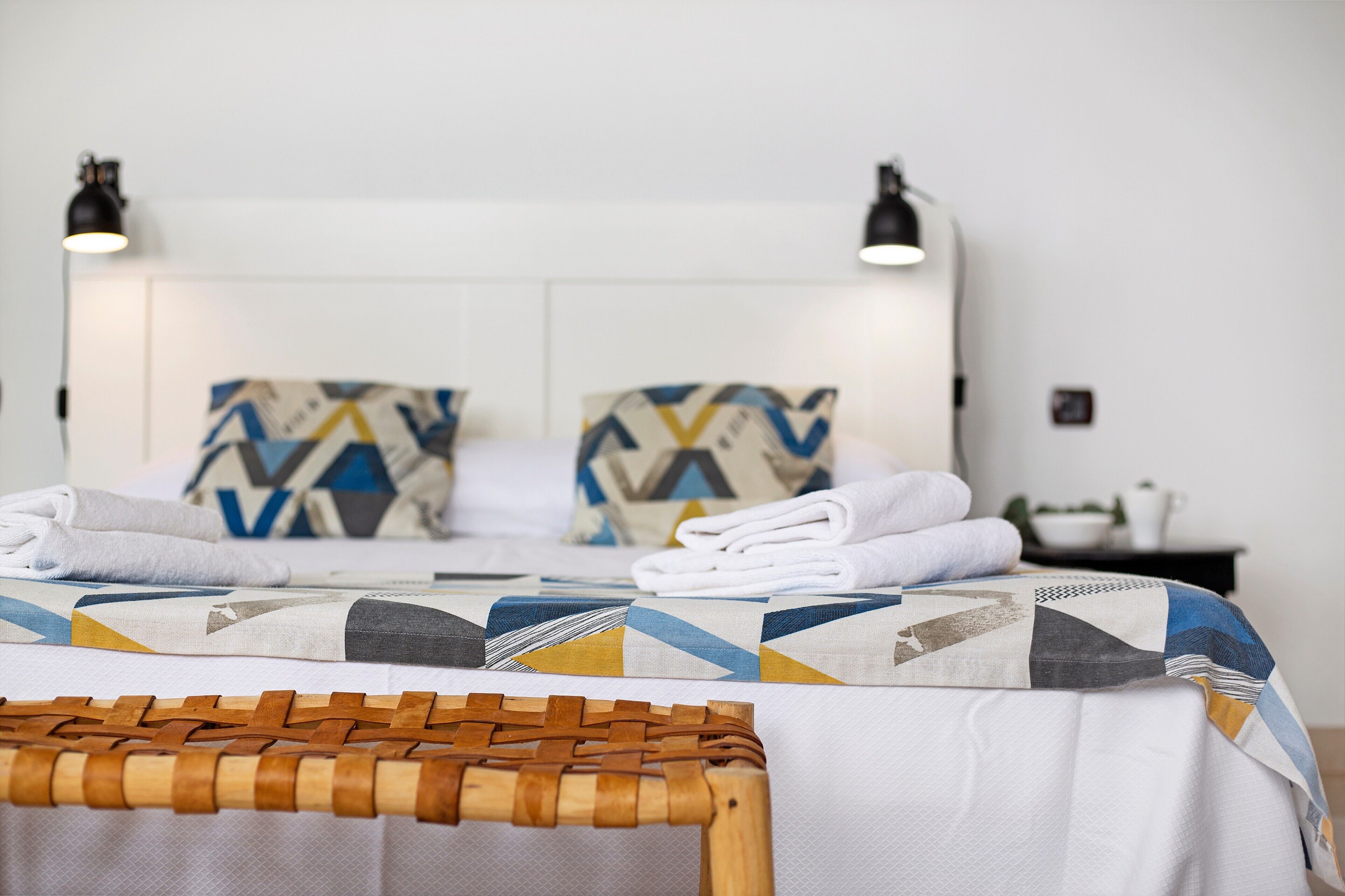 Free WiFi, bed sheets