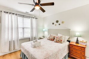 4 chambres, fer et planche à repasser, lit parapluie, accès Internet