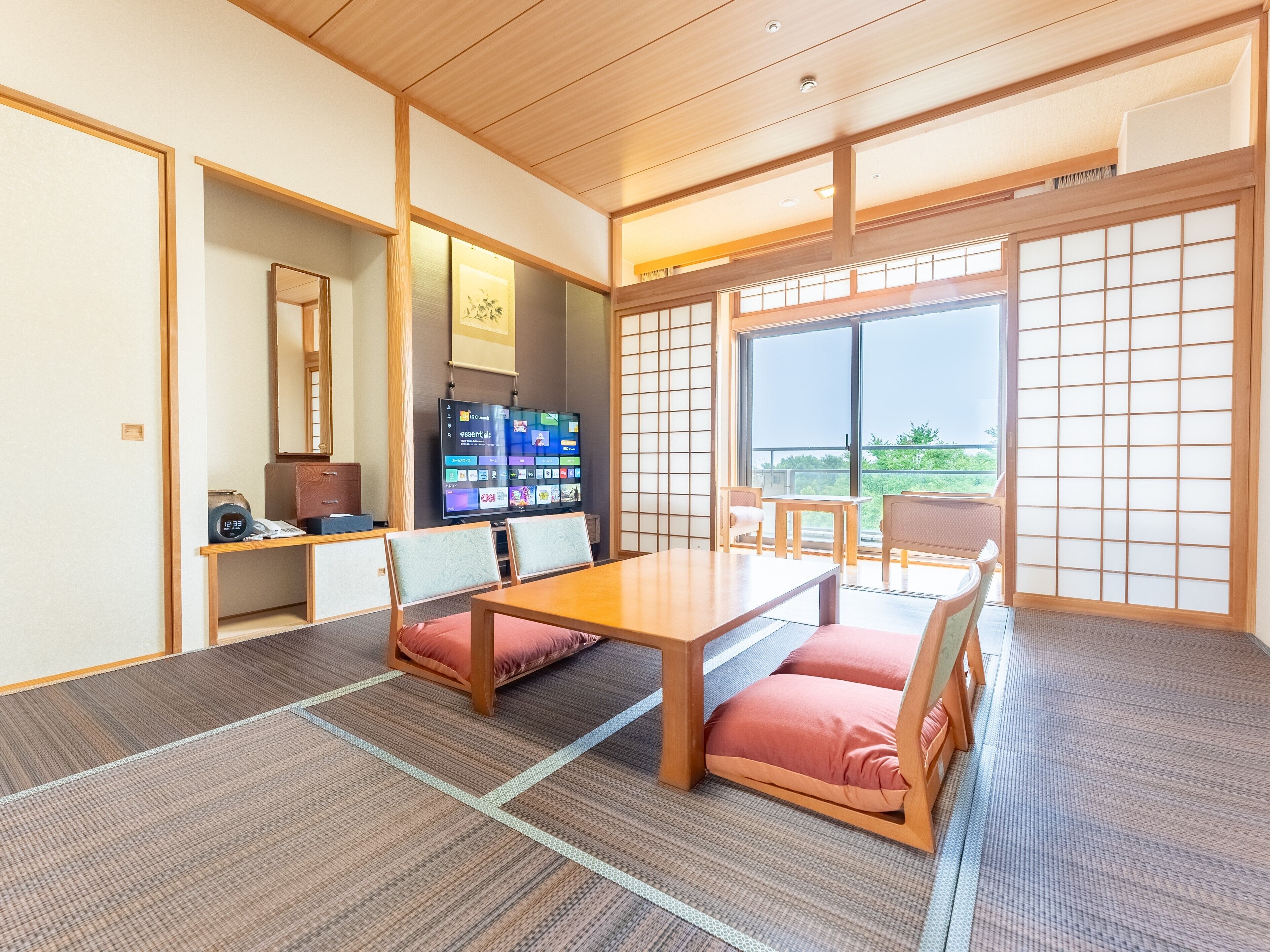 Room, Non Smoking (Japanese Room Superior) | Peti besi dalam bilik, Wi-fi percuma, cadar katil 