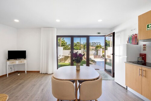 Apartment 'Apartamento Lomi with Pool' with Shared Pool, Shared Terrace and Wi-Fi