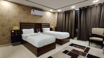 Sistema de insonorización, tabla de planchar con plancha y wifi gratis