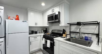 Cozy Private Guest Suite near Disney & Knotts