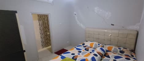 Deluxe Double Room | Free WiFi, bed sheets