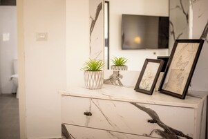 免费洗浴用品、吹风机、毛巾、肥皂