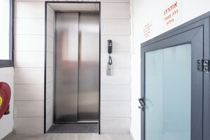Elevator