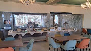 Desayuno buffet incluido todos los días