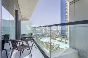 Terrace/patio - Staycae Holiday Homes - Aykon C (Dubai)