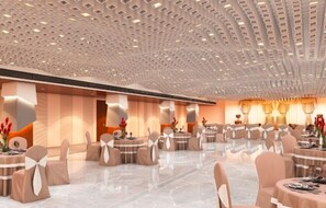 Daily buffet breakfast (INR 600 per person) - Hotel Crescent Rooms And Banquet (Surat)