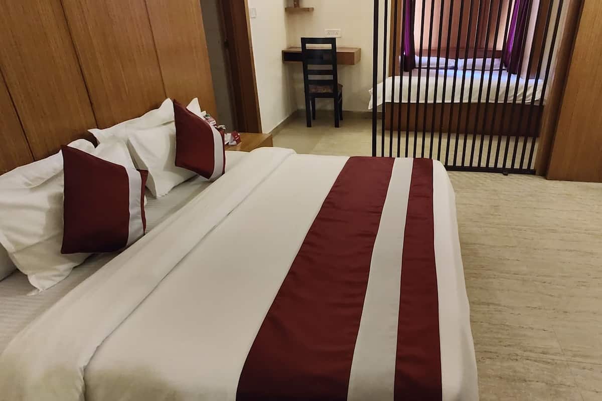 1 habitación, tabla de planchar con plancha y wifi gratis