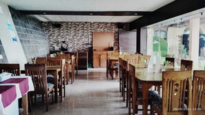 Unclassified image, 2 of 19, button - Paradise Mansion Crestmont Mussoorie (Dehradun)