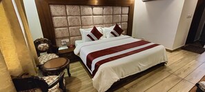 Deluxe-rum | 1 sovrum, strykjärn/strykbräda och gratis wi-fi