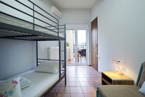 2 多间卧室、熨斗/熨衣板、WiFi、床单