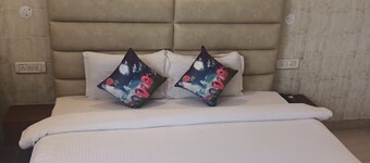 Goroomgo Sunder Kakkar Ludhiyana