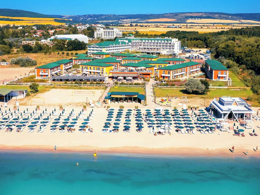 On the beach, free beach shuttle, beach umbrellas, beach towels