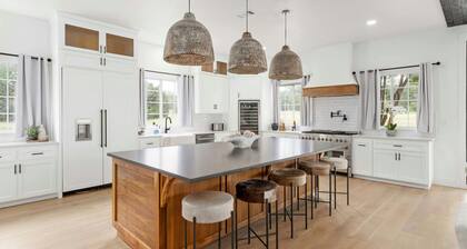 Pool & Hot Tub + Close to Wineries - El Dorado!