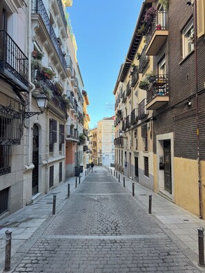 Exterior - 2 Bedroom Apartment in Madrid (Madrid)