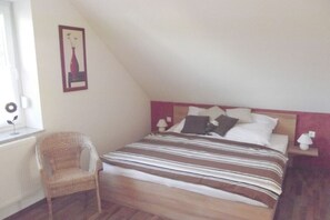 3 bedrooms, free WiFi - Sommerhus Lolland Comfortable holiday residence (Burg)