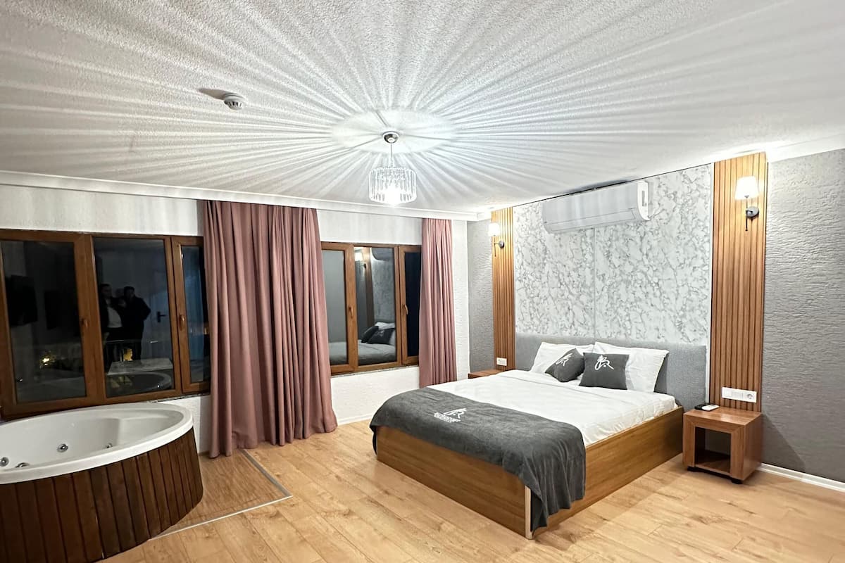 Luxury Bungalow, 1 Bedroom, Balcony, Sea View | Premium bedding, minibar, soundproofing, iron/ironing board