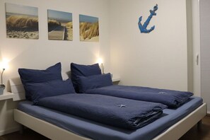 2 slaapkamers, een strijkplank/strijkijzer, reisbedje, gratis wifi