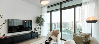 Cozy 2BR with Creek Views in Dubai Creek Harbour