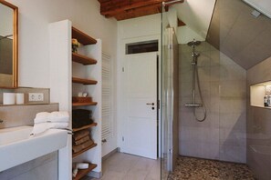 Dusche, Bidet