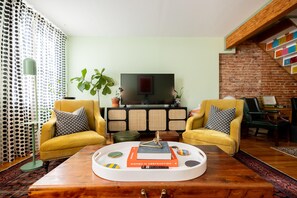 Apartment - Wyatt's Saloon Guest House 2 (Baltimore)