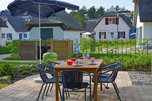 Outdoor dining - Plankton Comfortable holiday residence (Glowe)