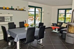 Dining - Rebecka Comfortable holiday residence (Glowe)