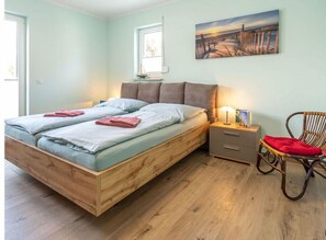 2 Schlafzimmer, Schreibtisch, kostenloses WLAN