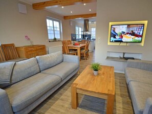 TV connectée, cheminée