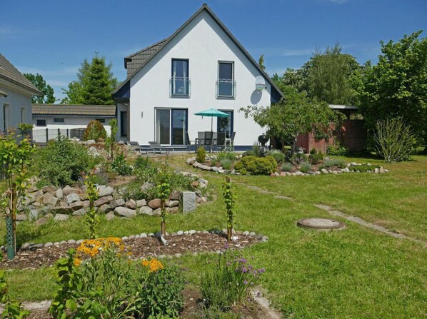 Exterior - Marisol Comfortable holiday residence (Glowe, Rügen Jasmund, Ostsee)