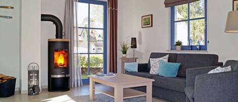 TV, fireplace, DVD player, stereo