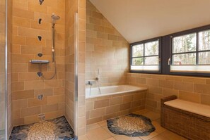 Shower, towels